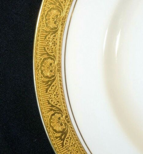 Royal Worcester Gold Encrusted C-1393 - Bread Plate - Picture 2 of 3