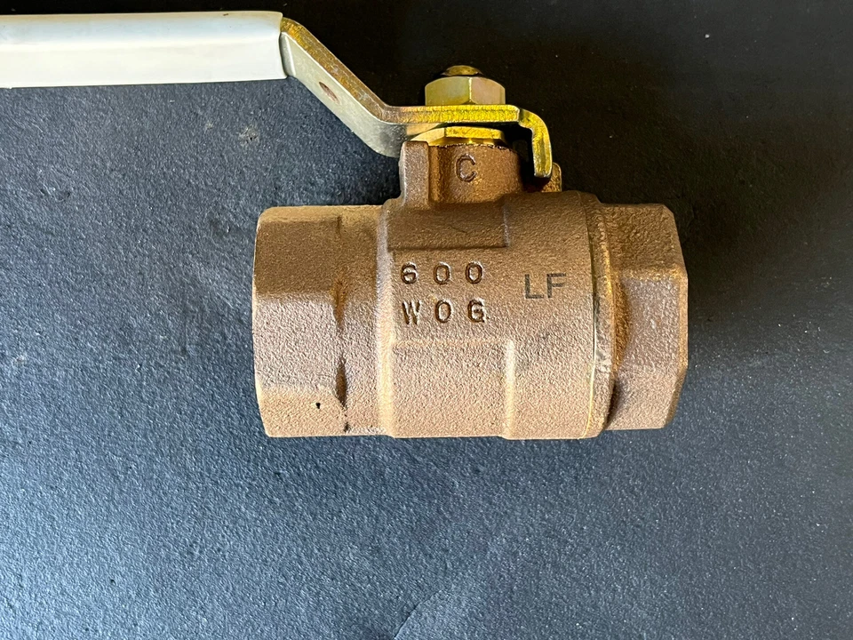 1-1/4" FNPT Lead-Free Bronze Std. Port Ball Valve, 150 WSP 600 WOG, MADE IN USA - Image 2 of 4
