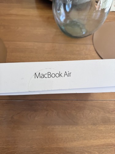 Apple 2017 MacBook Air 13 Zoll Laptop Intel Core I5 8GB - Bild 7 von 10