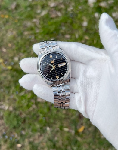 Vintage Watch Seiko 5 Automatic Japan Mechanical Wristwatch 1990s Excellent - Video 1 of 1