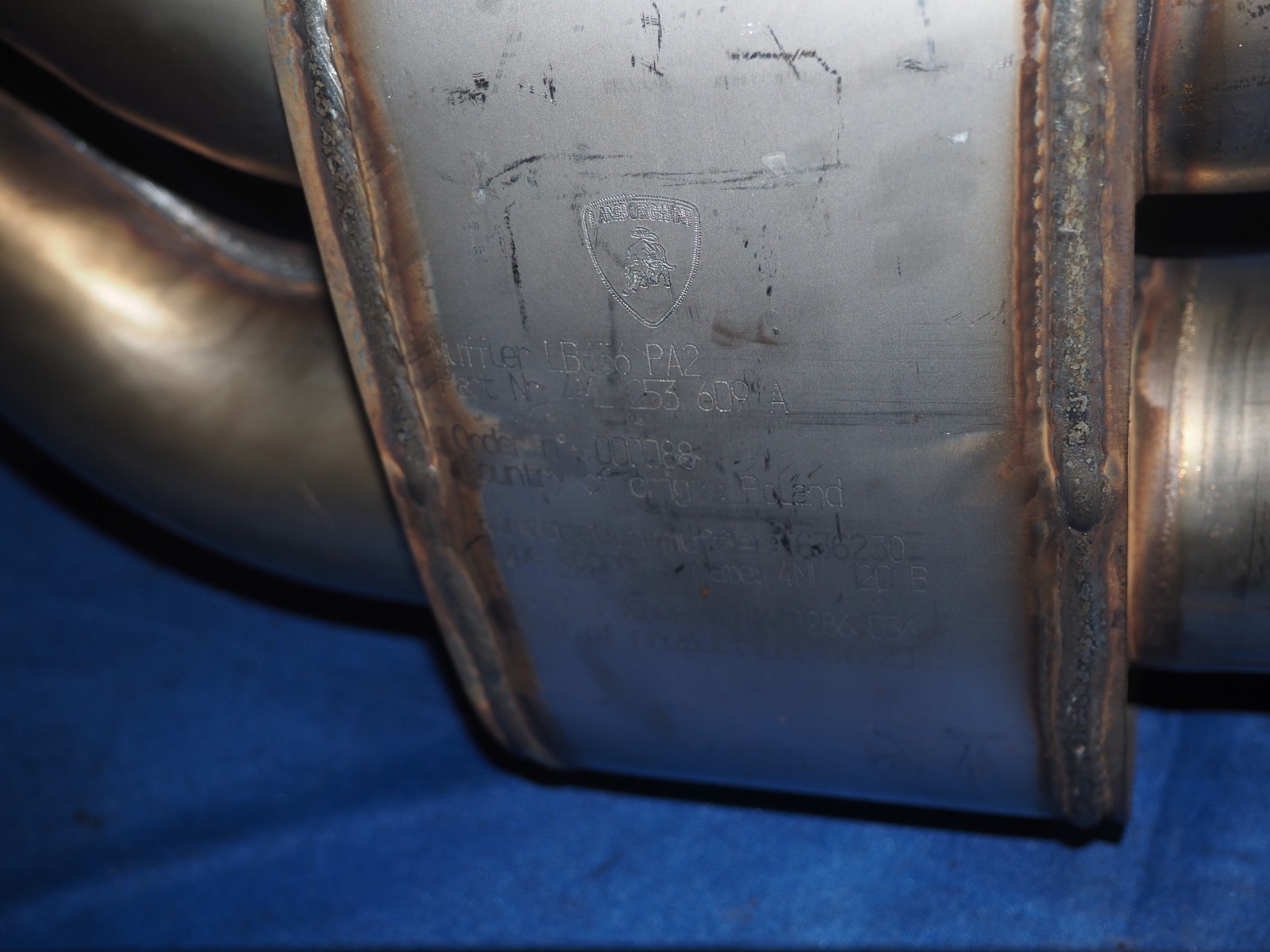 2025 2026 Lamborghini Urus SE Hybrid Stock Factory Exhaust OEM Excellent Shape