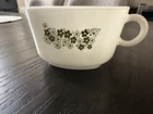 Vintage PYREX  Gravy Boat Crazy Daisy Spring Blossom