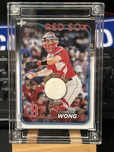 Topps Jersey Fusion Connor Wong Game Used Ball 17/39