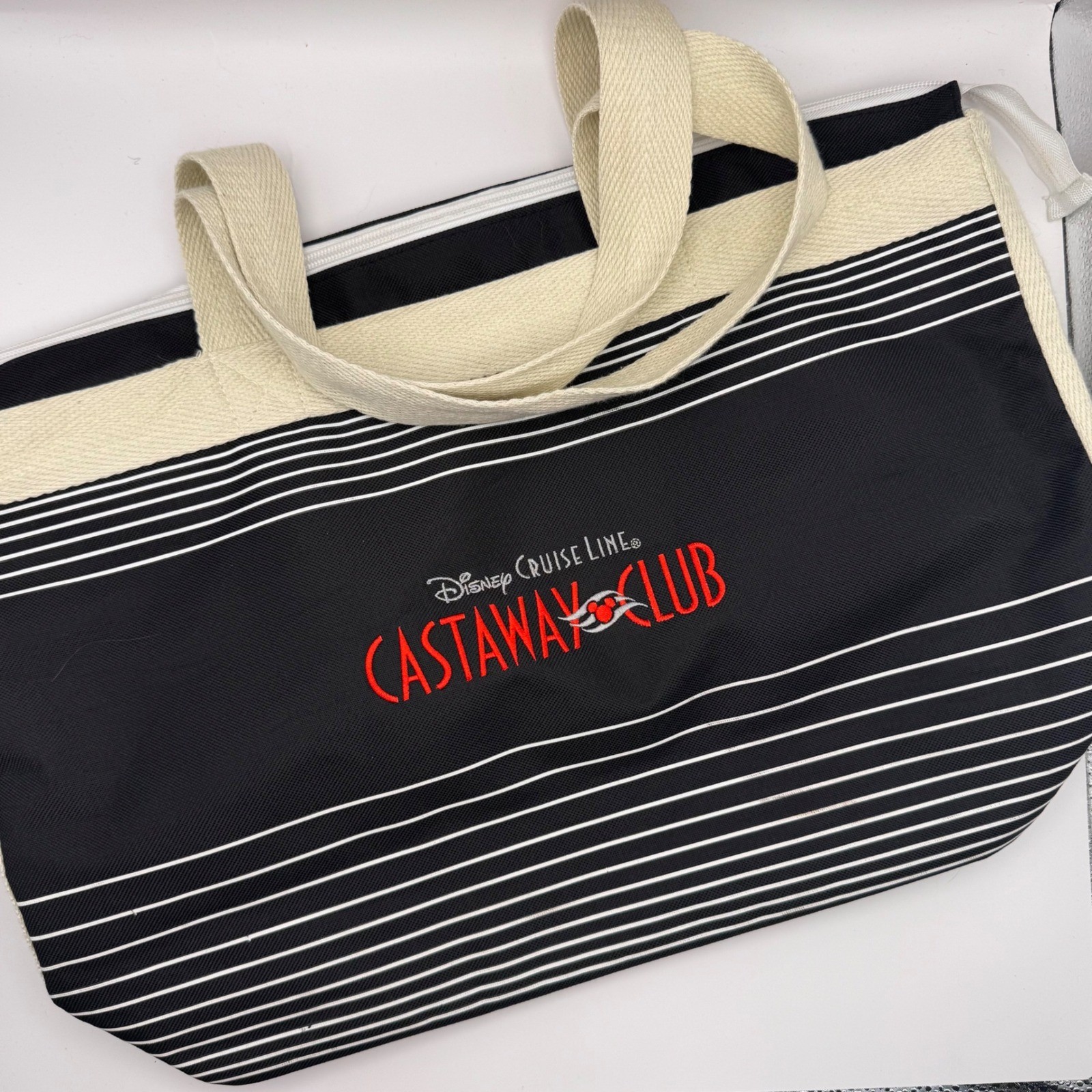 Disney Cruise Castaway Club Black White Stripe Beach Tote Bag Zipper Closure