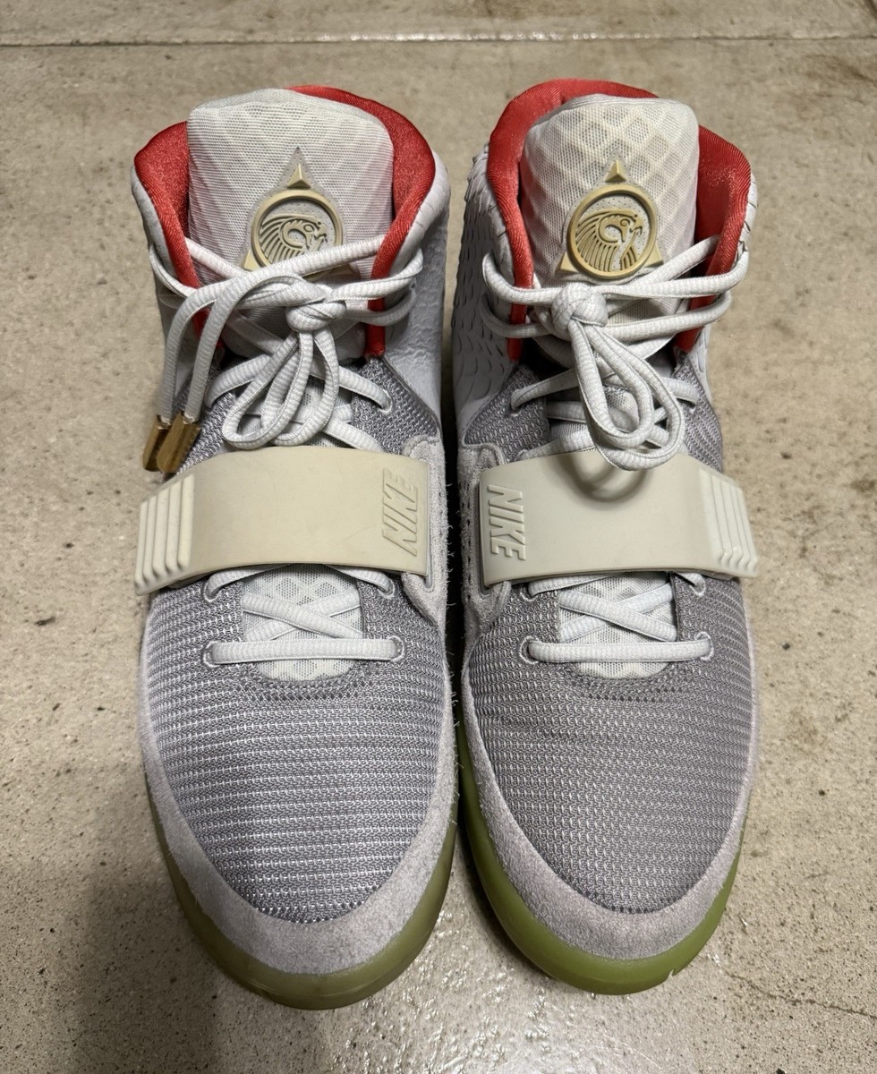 fake yeezy 2 platinum