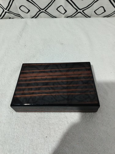 Vintage ROYAL Plastic Washable PLAYING CARDS Double Deck w/ Case And Dice - Picture 3 of 6