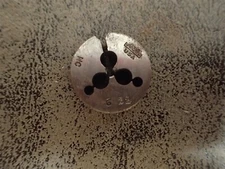 NEW Greenfield 23105 6-32 Round Adjustable Die 1" O.D (BN272)