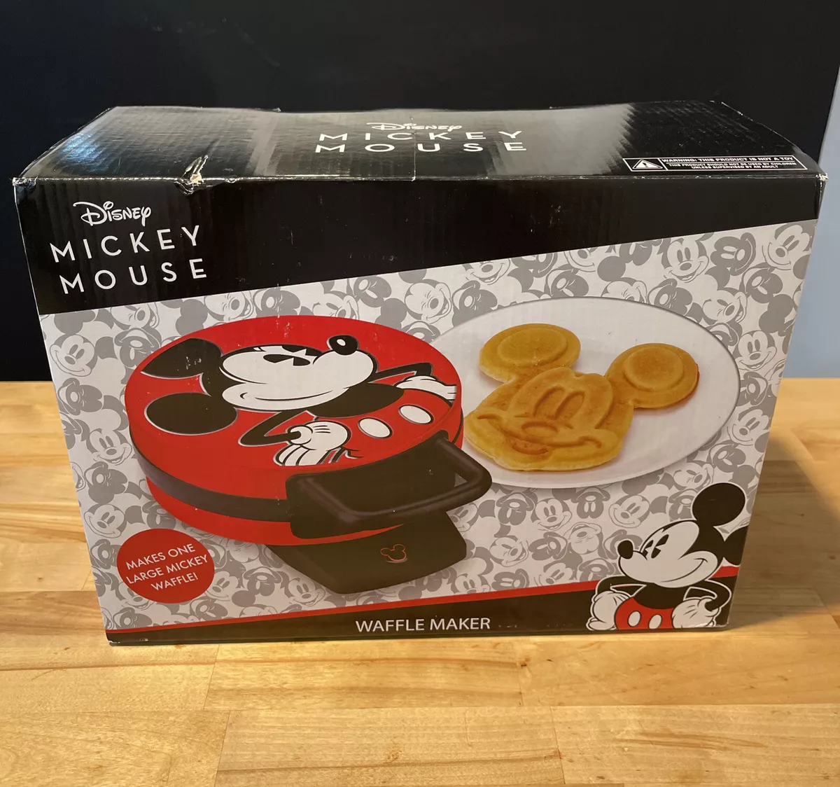 NIB Disney Mickey Mouse Waffle Maker -Red Non Stick 800 Watts Disney Cooker  Food