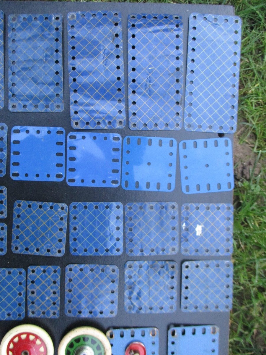 Lot De 140 Pièces Meccano Vintage - Bandes, Plaques, Cornières