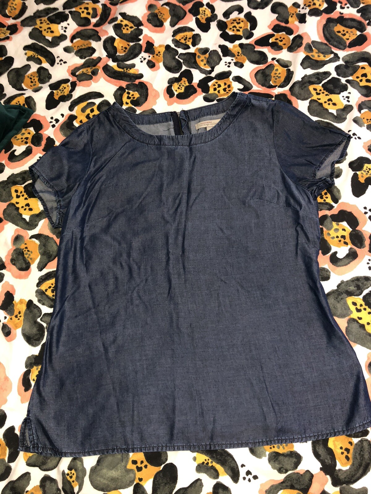 Stylish Blue Denim Top by Banana Republic in Size 8