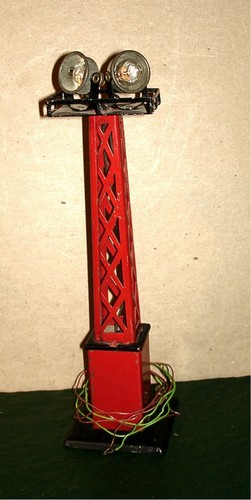 MARX - Prewar Dual Searchlight Yard Tower - Spur 0 / 027 / S Scale - WORKS - Bild 1 von 4