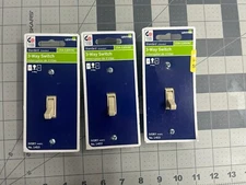 3-pack lot LEVITON 1453-I QUIET 3-WAY FLUSH TOGGLE SWITCH SHALLOW BODY 15A IVORY