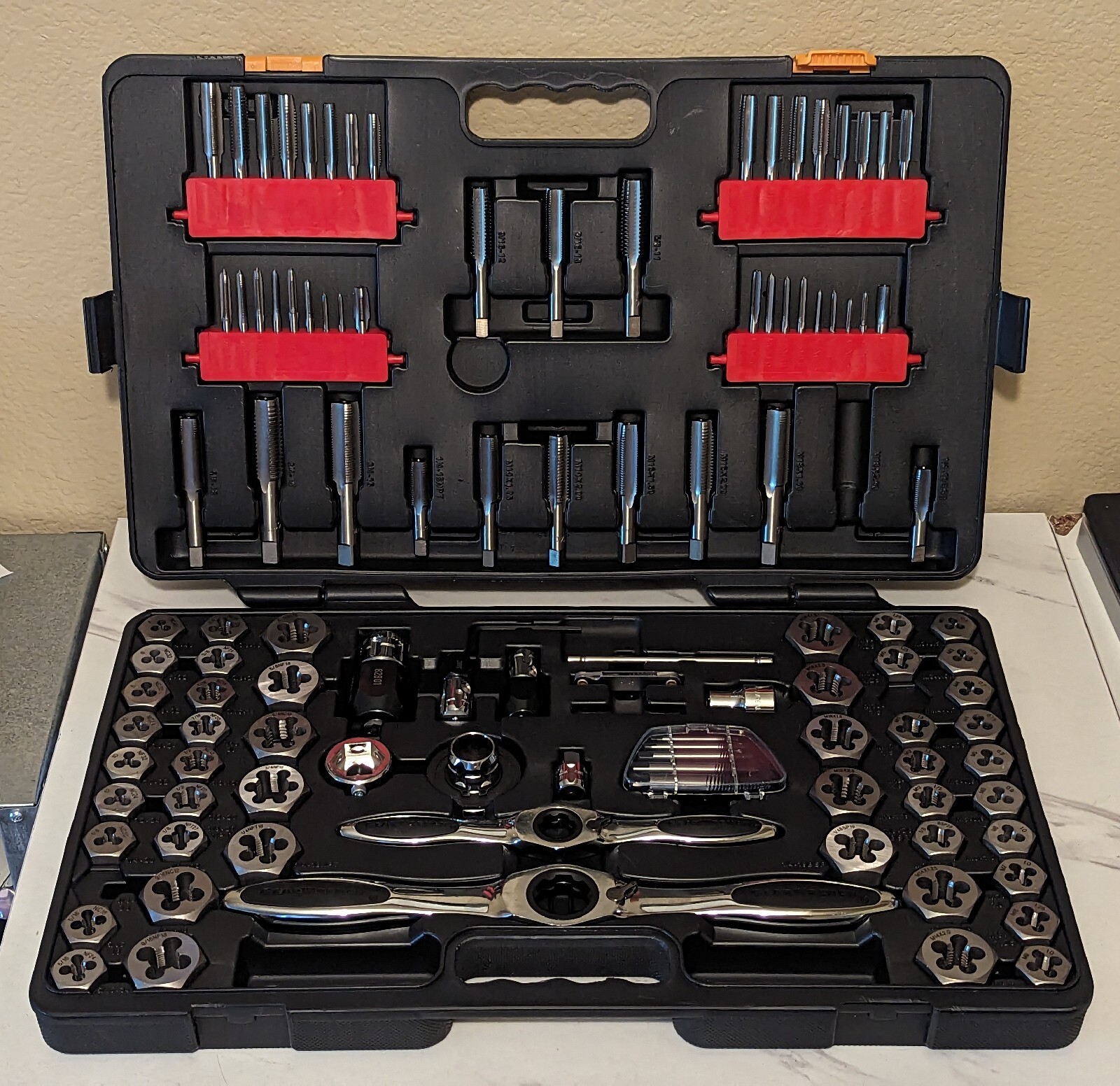 GearWrench 82812 Ratcheting Tap and Die Set - 114 Pieces for sale