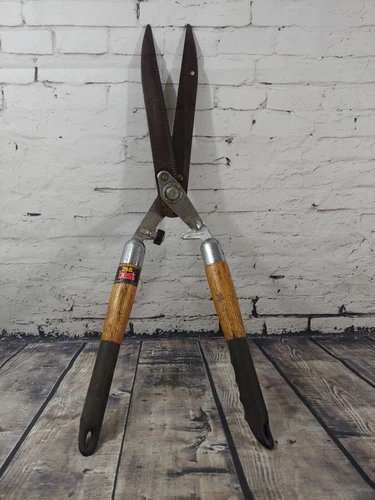 Vintage Serrated Power-Lever Hedge Clippers shears Cushion Stop