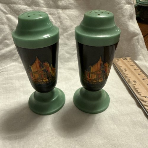 1933 Chicago Worlds Fair Green/black S/P Shakers With Decals