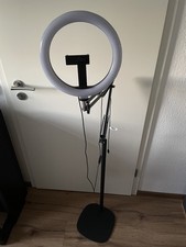 beleuchtetes und verstellbares Ringlicht mit Handyhalterung