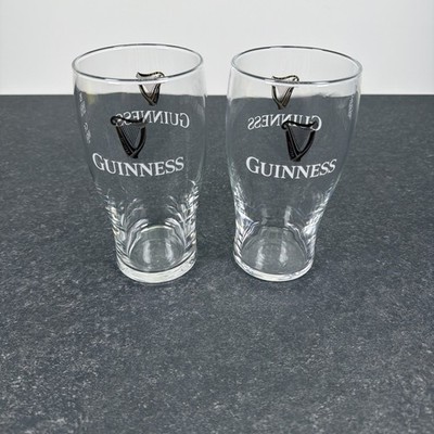Guinness Pint Glas x 2 - Tulpe - 20oz - Brandneu und unbenutzt