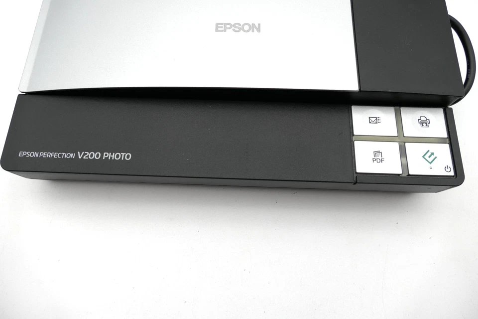 Original EPSON Perfection V200 Photo Scanner ohne Kabel + Netzteil getestet - Bild 4 von 4