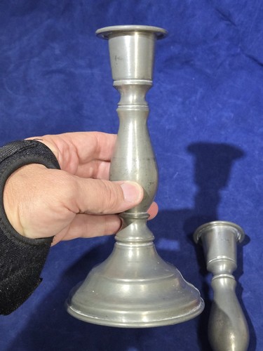 Pair Of Vintage Woodbury Pewters Pewter Candle Stick Holders 8 3/4” Tall - Picture 10 of 11