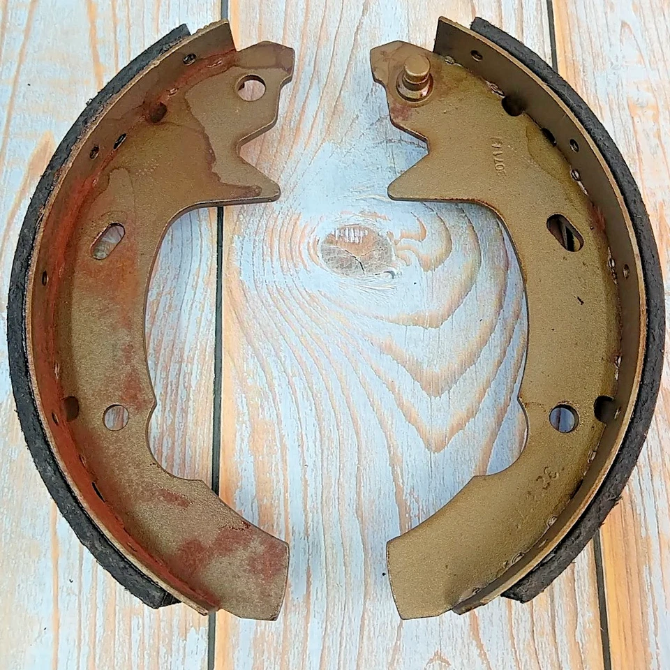 Napa Trustop TS599 For 1992-07 Ford Taurus 91-93 Hyundai Sonata Rear Brake Shoes - Image 3 of 4