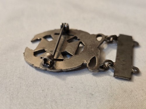 PRE WWII Expert Marksmanship Qualification Badge with Coast Artillery Clasp Bar - Picture 3 of 3