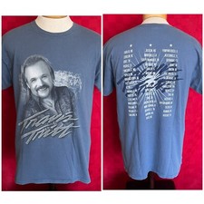MINT Travis Tritt Tour Concert Shirt Dates on Back Size Large Country Music