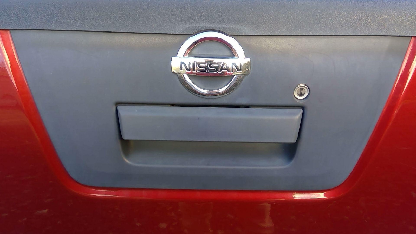 1317 Nissan Frontier Tailgate Handle Assembly w/o Camera Option OEM