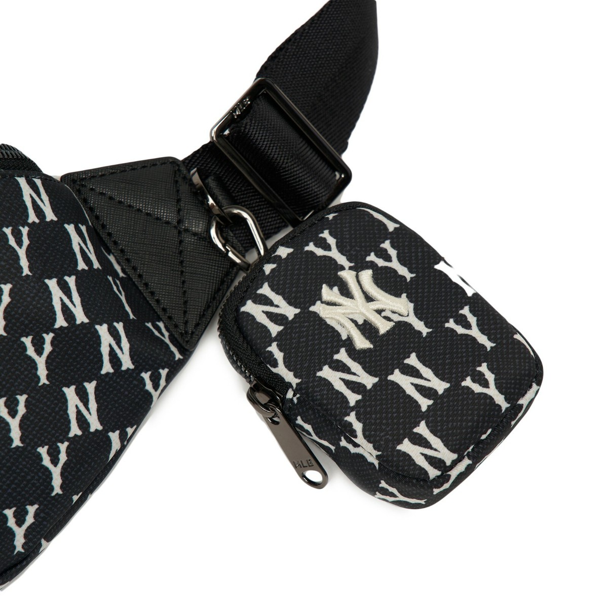 MLB Monogram New York Yankees Hip Sack NY Logo Waist Bag MLB Monogram New York Yankees Hip Sack NY Logo Waist Bag