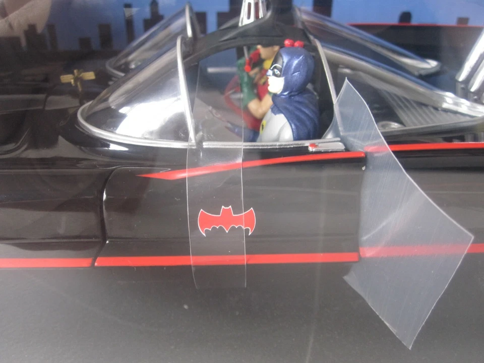 Hot Wheels 1.18 scale rare classic tv series Batmobile with Batman @ Robin (new) - Image 3 of 4
