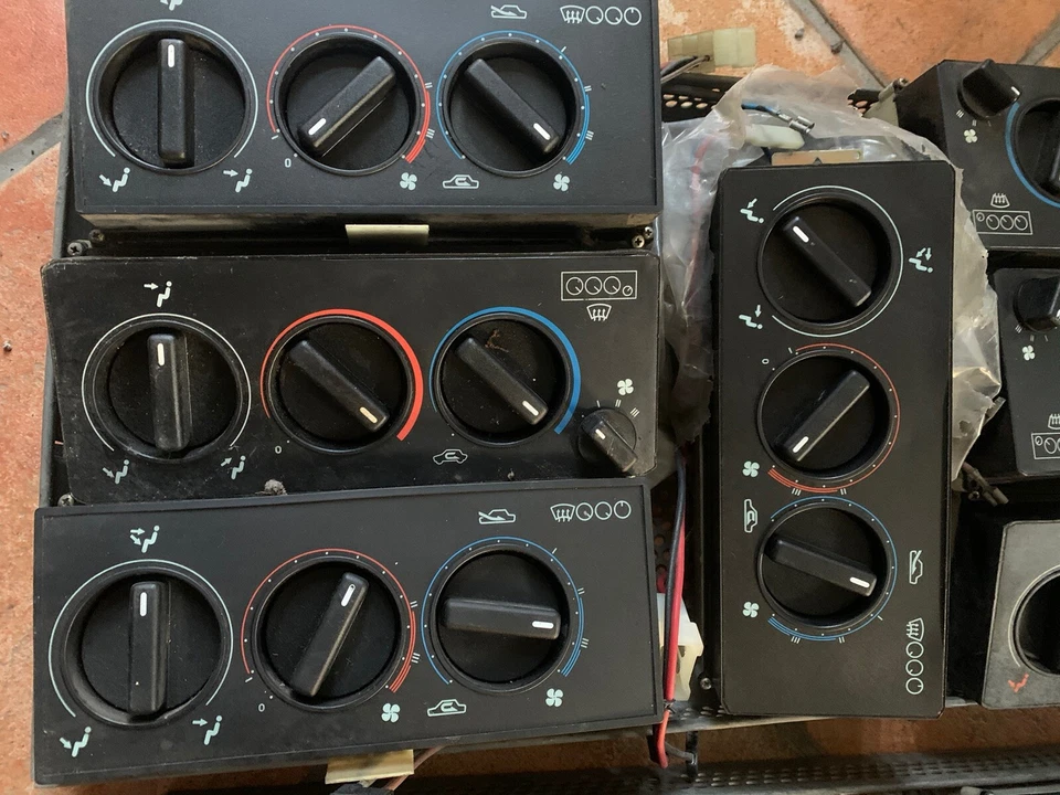 Comandi Riscaldamento Alfa Romeo 75-90 FONDO BIANCO - Immagine 2 di 3