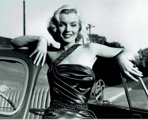Marilyn Monroe portrait reproduction photograph Excellent condition - Picture 2 of 2