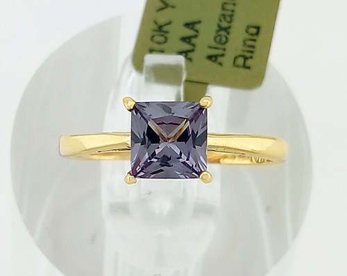 LAB CREATED 1.10 Cts ALEXANDRITE SOLITAIRE RING 10K YELLOW GOLD - New With Tag - Picture 2 of 5