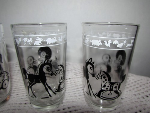 Swanky Swigs Vintage 4er Set klar Trinksaft Glas Tiere Pferd Ente Spielzeug - Bild 3 von 5
