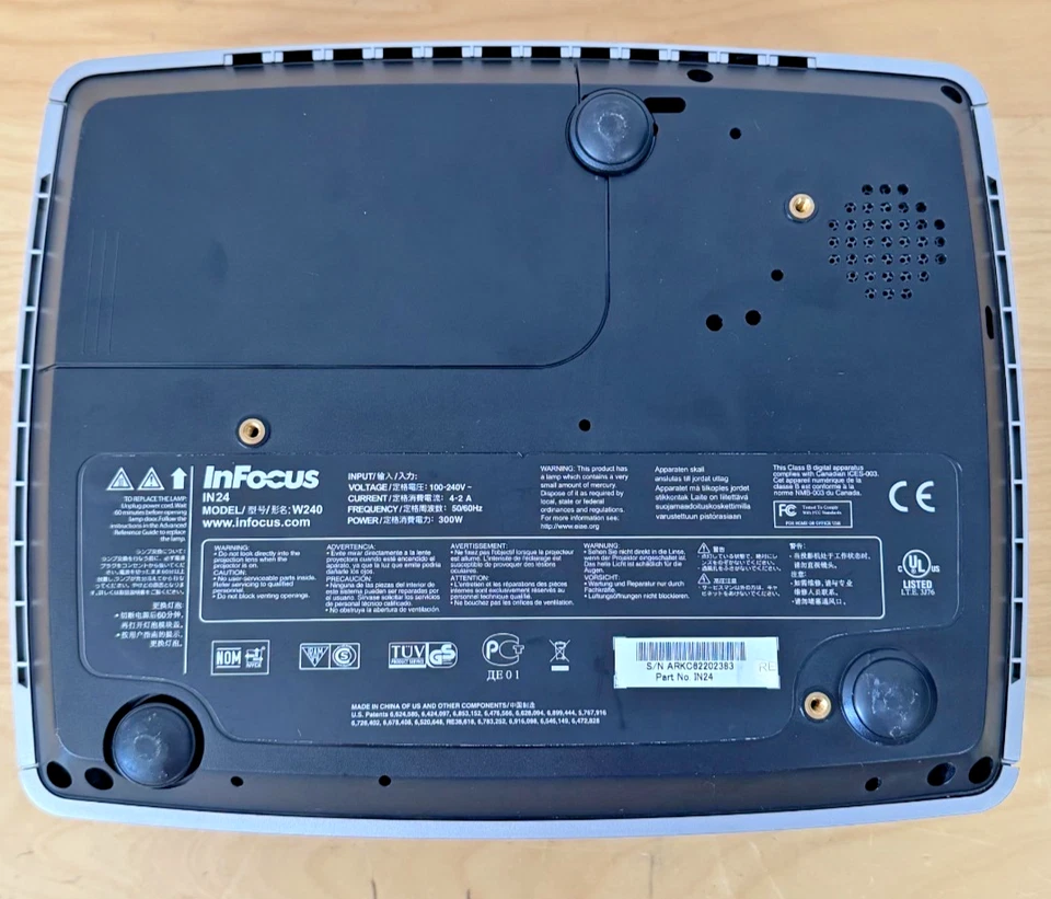 InFocus W240 Work Big DLP Projector - Low 279 Lamp Hours! Tested No Remote - Image 3 of 4