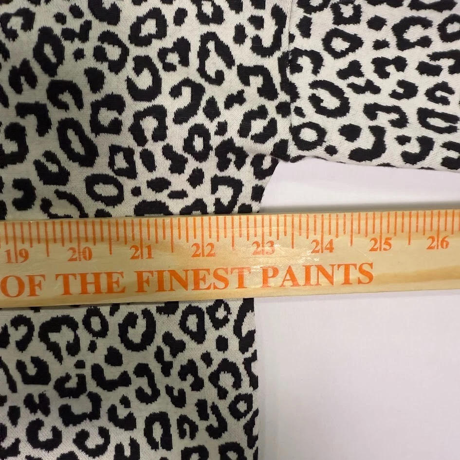 Suéter Ann Taylor Para Mujer Grande Estampado Leopardo Top Blanco y Negro Manga Larga Foto 4 de 4