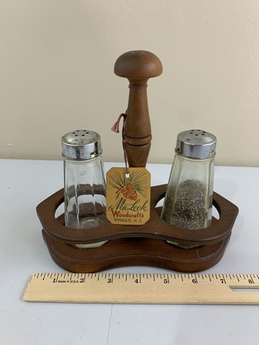 Vintage Salt Pepper Shakers w/ Holder Ma Leck Woodcrafts Retro 1970s Brown - Picture 8 of 8