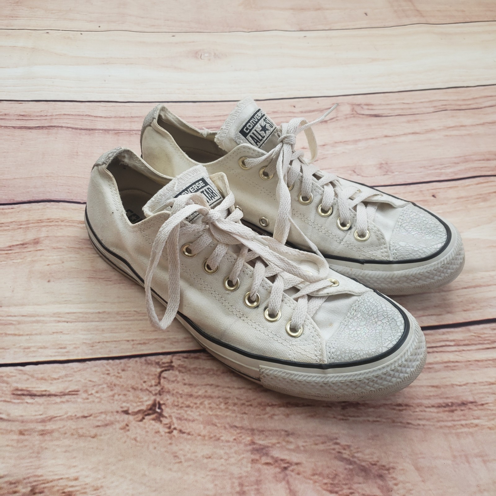 Converse All Star Shoes Womens Size 10.5 White Low Top Canvas Sneaker Ladies Converse All Star Shoes Womens Size 10.5 White Low Top Canvas Sneaker Ladies