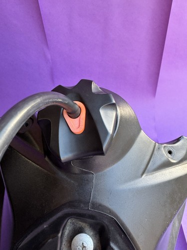 2011 KTM 350sxf fuel gas tank OEM with working fuel pump - Picture 4 of 6