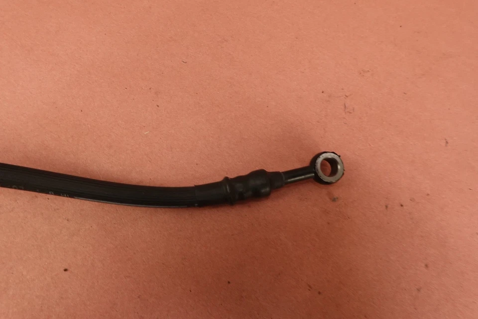 Tubo de manguera de freno trasero Harley Davidson Dyna Street Bob 2007-2011 FXDBI Foto 3 de 4