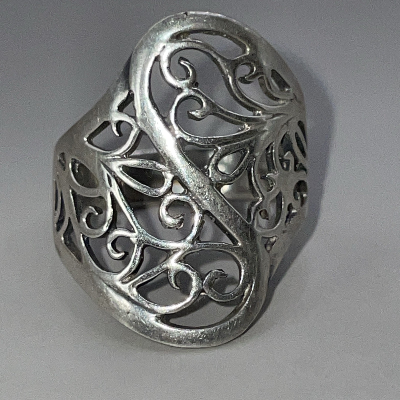 Open Scroll Design Sterling Silver Ring Size 7 (4… - image 1
