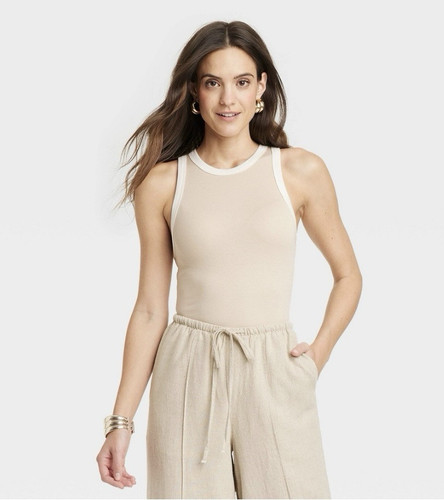 New With Tag Women’s Slim Fit Ribbed High Neck Tank Top Size Medium