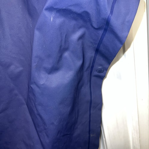 Sterns Waterproof Navy And Yellow Adult One Size Poncho With Side Snaps 50x94” - Picture 8 of 10