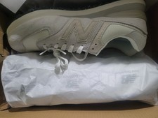 Imagen de Size 9.5 - New Balance 574 Off White