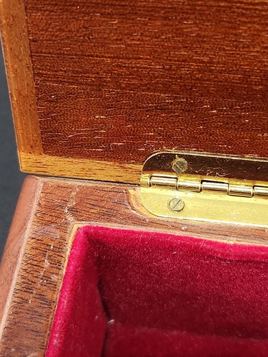 VINTAGE MUSIK SCHMUCKKÄSTCHEN C INDUSTRIES STAHLI HOLZSCHNITZEREI GEBRAUCHT schön USA - Bild 19 von 24