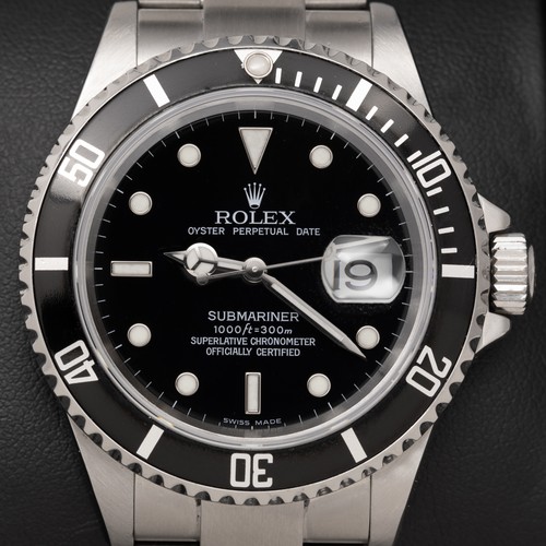 Rolex Submariner Date 16610 Watch 40mm Black Dial BOX & PAPER