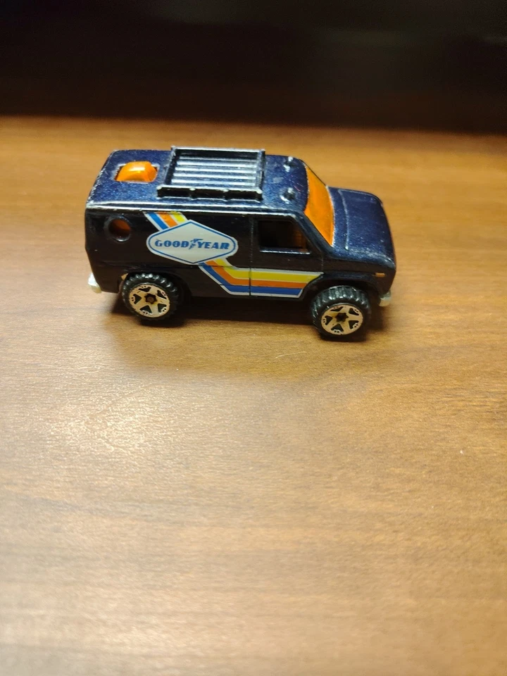 2012 Hot Wheels Walmart Redline эксклюзив No143 HW Performance-Goodyear BAJA BREAKER - Изображение 3 из 4