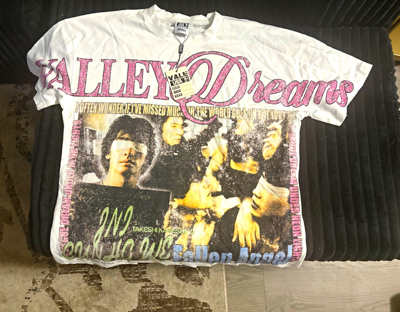 Valley Vale Boxcut Tees White Graphic Print Crew Neck Short Sleeve T-Shirt M