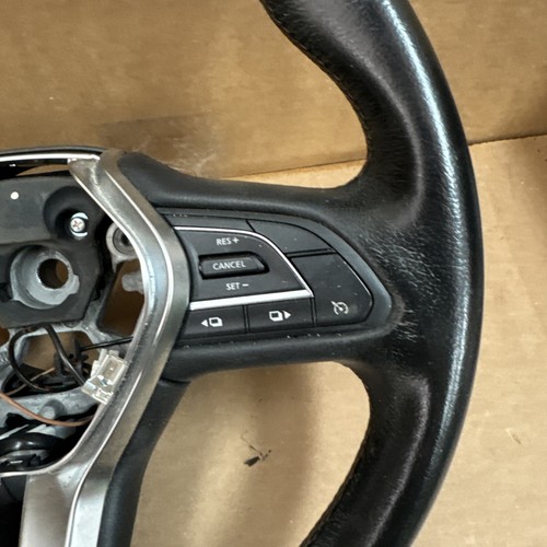 2017 2018 2019 2020 INFINITI Q50 OEM STEERING Controls Button WHEEL Cruise 1625 - Picture 6 of 19