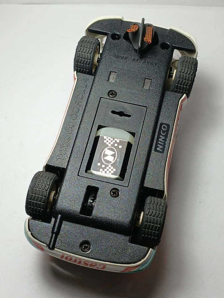 1:18 Otto Mobile OT1102 Toyota Corolla WRC Rally Catalunya 1998 D. Auriol #9 - Image 2 of 4