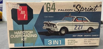 AMT 5124 1964 Ford Falcon Sprint Hardtop Annual Car kit 1/25 McM VINTAGE.
